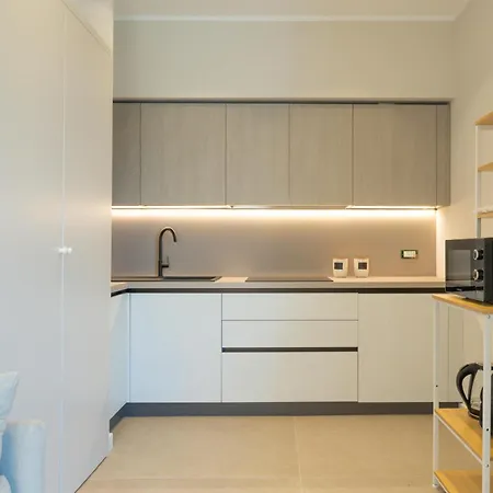 Picahousetwo Daire Mandra Capreria