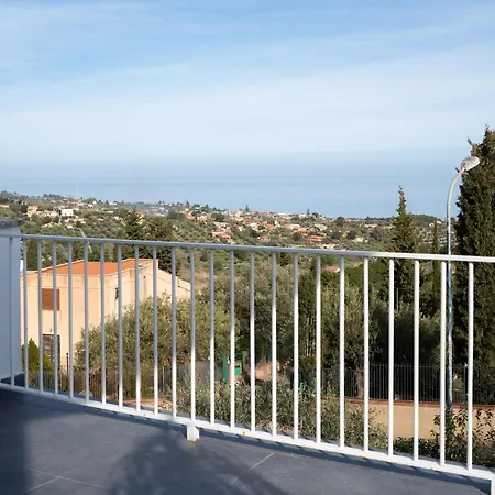 Appartamento Picahousetwo Mandra Capreria